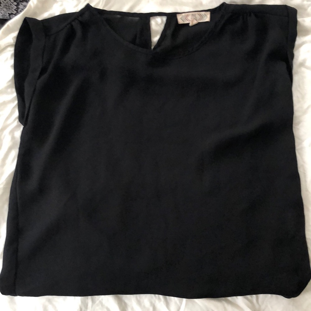 Size S, short sleeve blouse